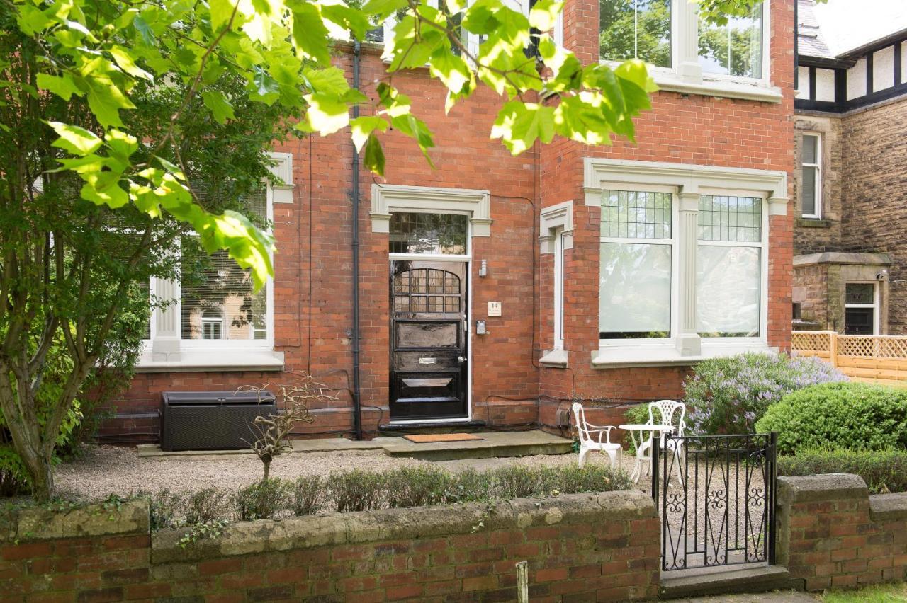 Albany House By Harrogate Serviced Apartments Esterno foto
