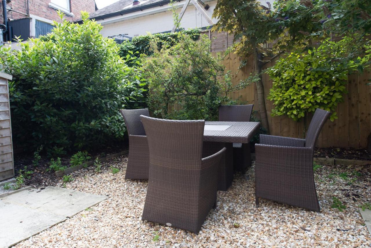 Albany House By Harrogate Serviced Apartments Esterno foto