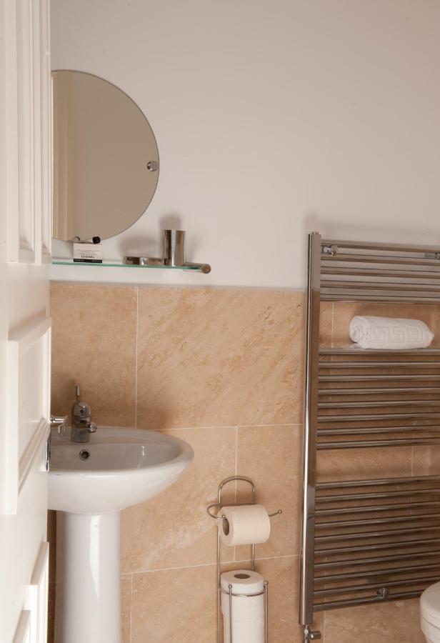 Albany House By Harrogate Serviced Apartments Esterno foto